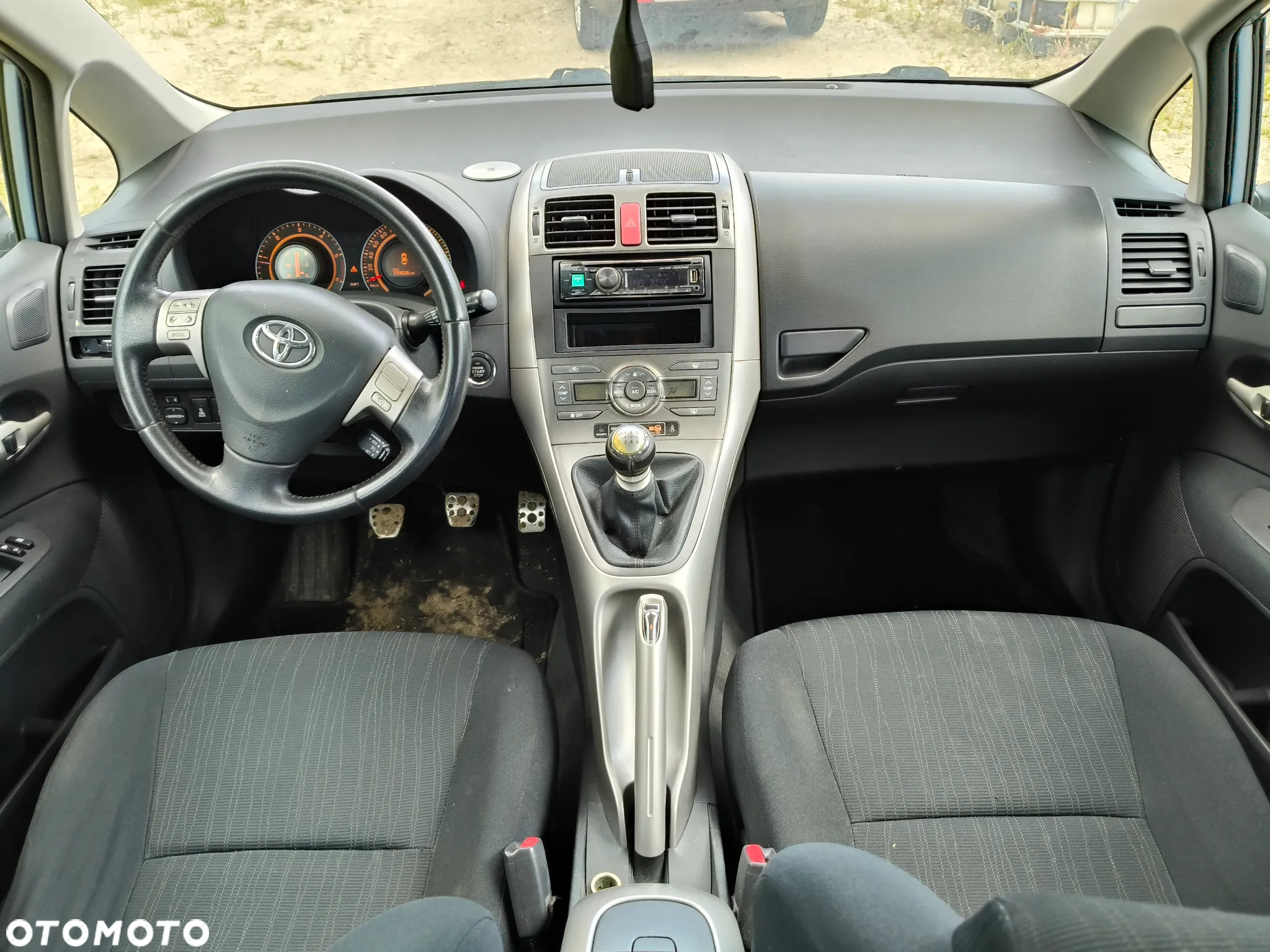 Toyota Auris 2.0 D-4D Comfort - 11
