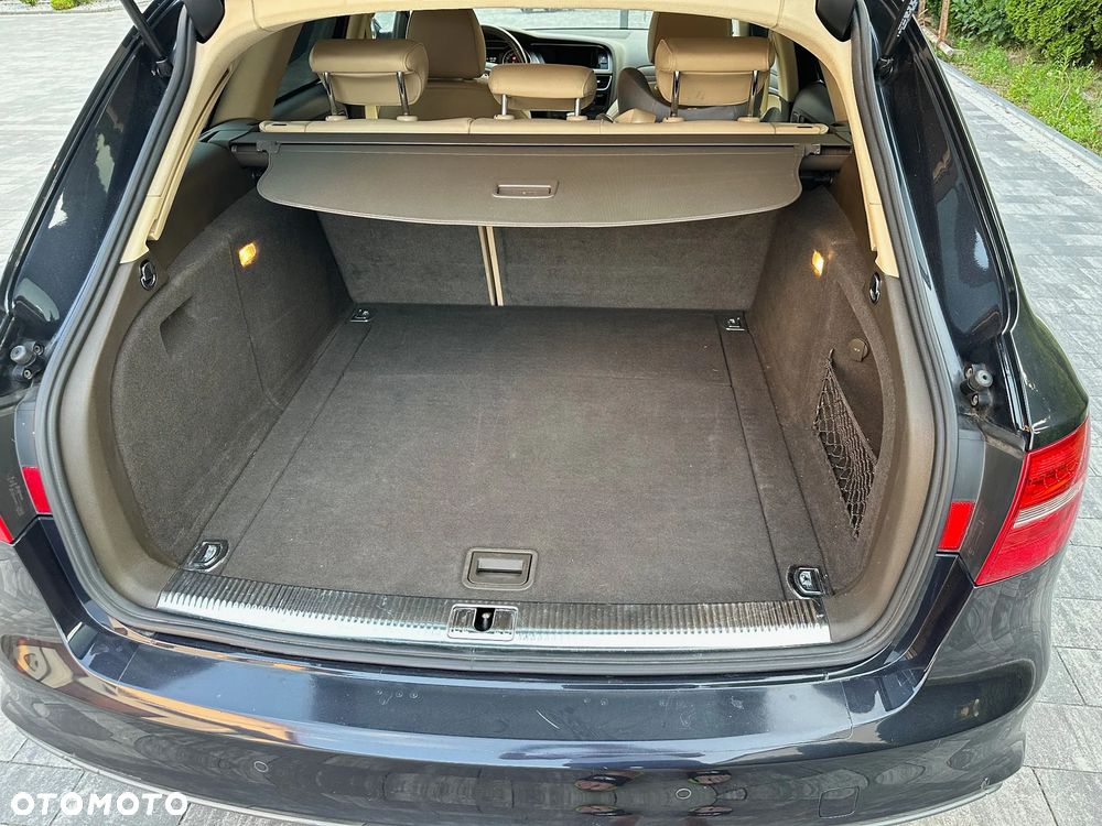Audi A4 Avant 2.0 TDI Quattro - 16