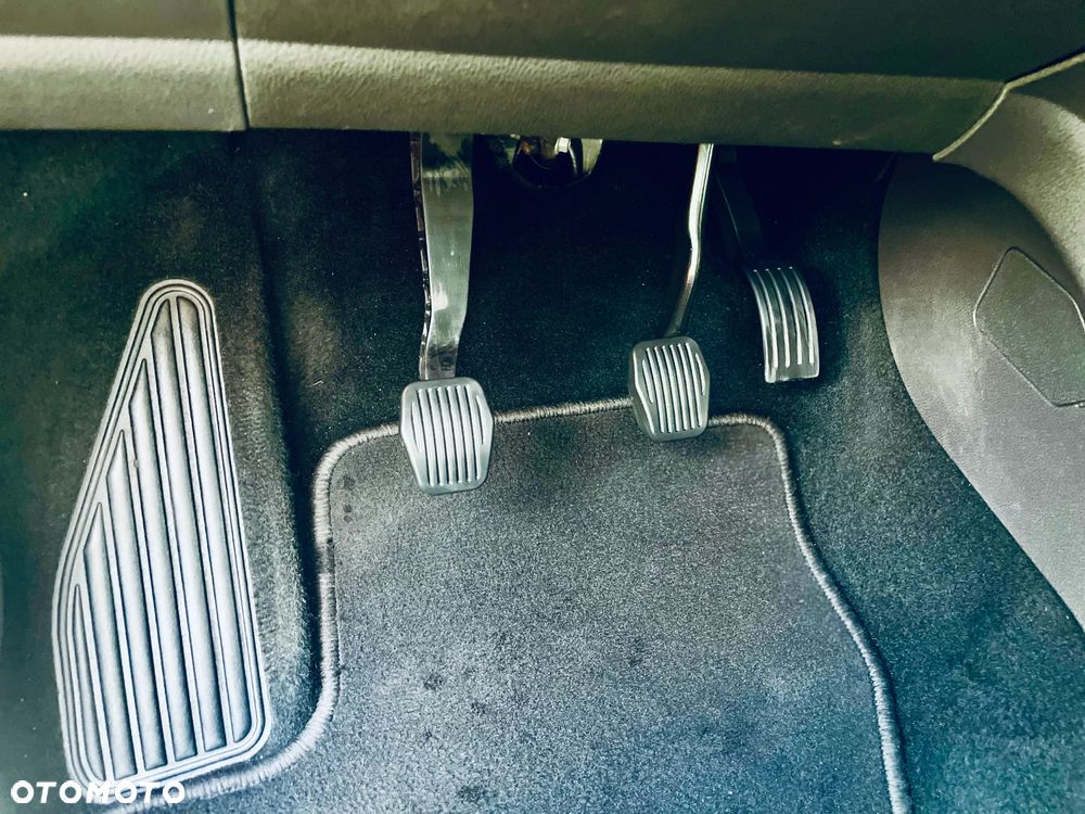 Ford Kuga 1.5 EcoBoost FWD Titanium ASS - 22