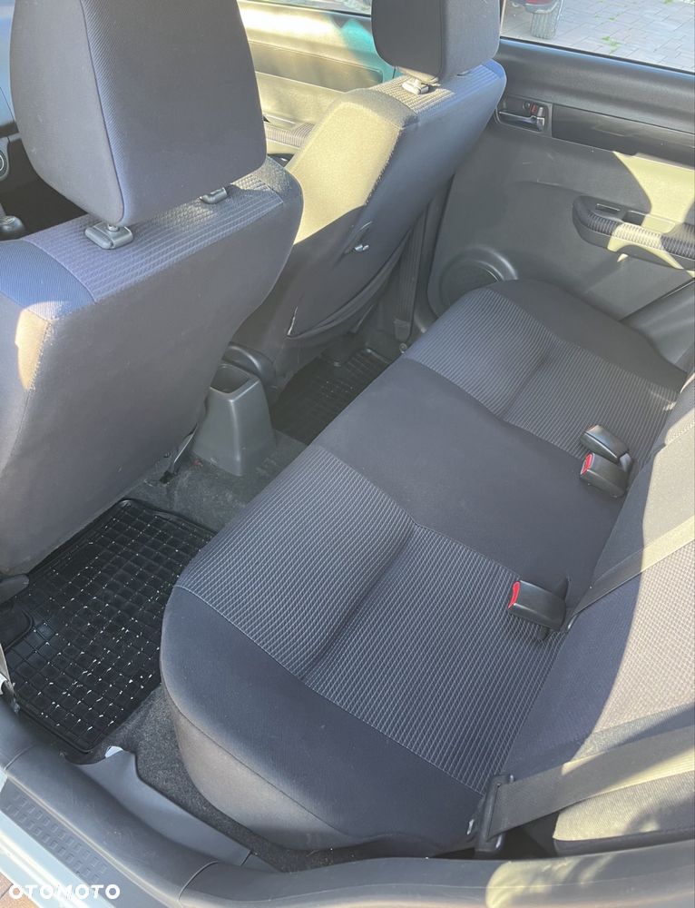 Suzuki Swift - 7