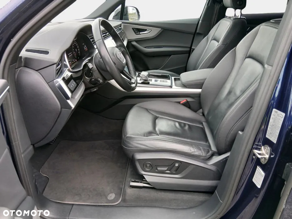 Audi Q7 - 11