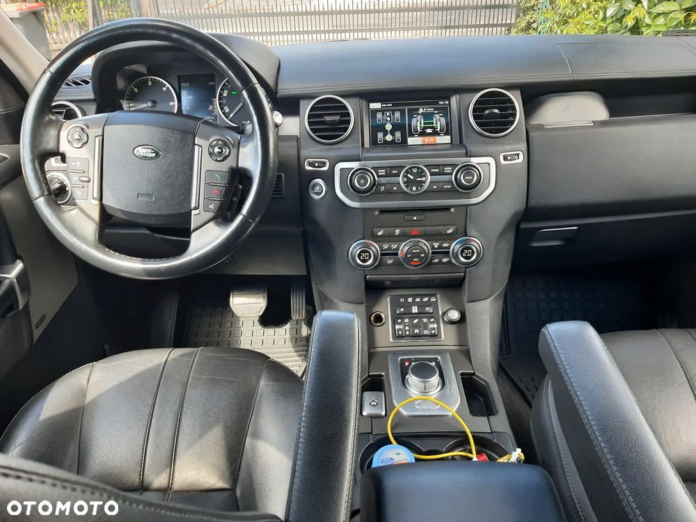 Land Rover Discovery TD V6 HSE - 8