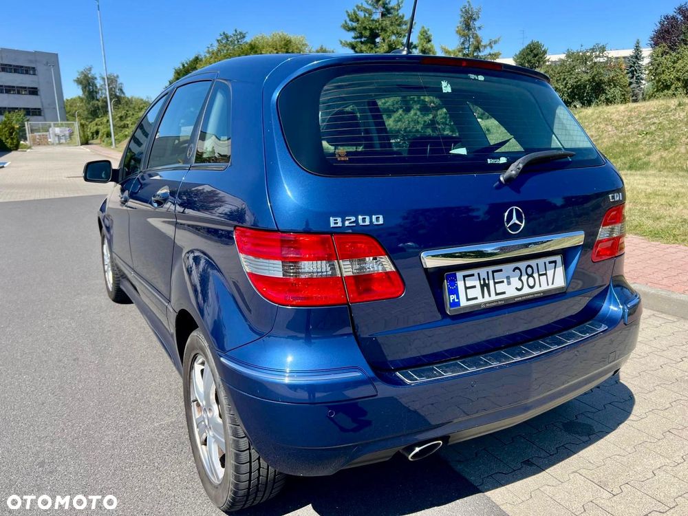 Mercedes-Benz Klasa B 200 CDI - 2