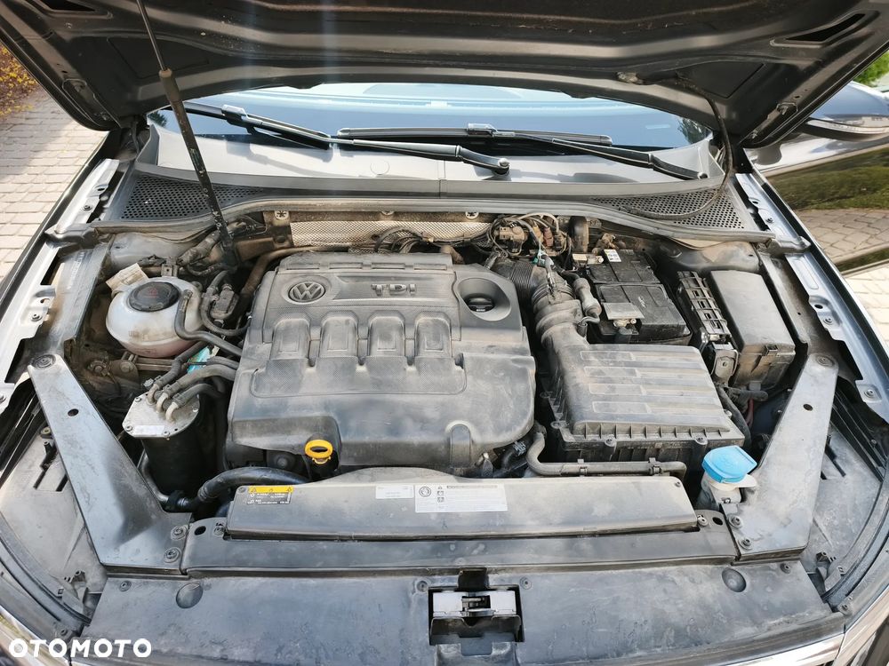Volkswagen Passat Variant 2.0 TDI BMT Comfortline DSG - 11