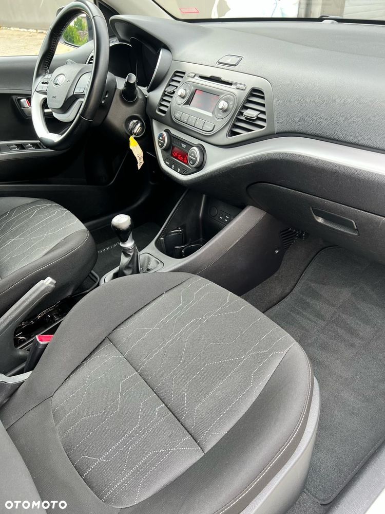 Kia Picanto 1.2 Dream Team Edition - 12