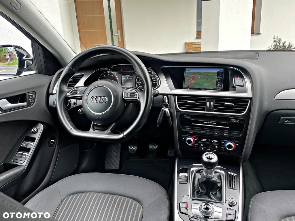 Audi A4 Avant 1.8 TFSI quattro Ambiente - 23