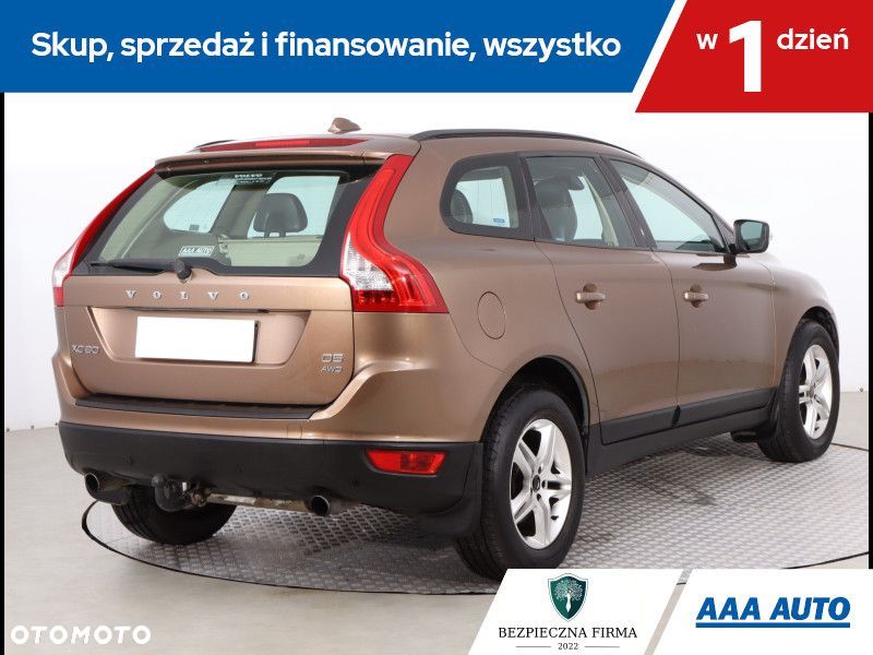 Volvo XC 60 - 6