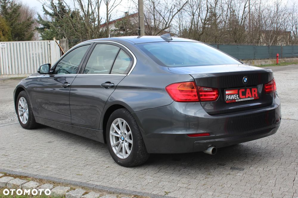 BMW Seria 3 320i Sport-Aut - 6