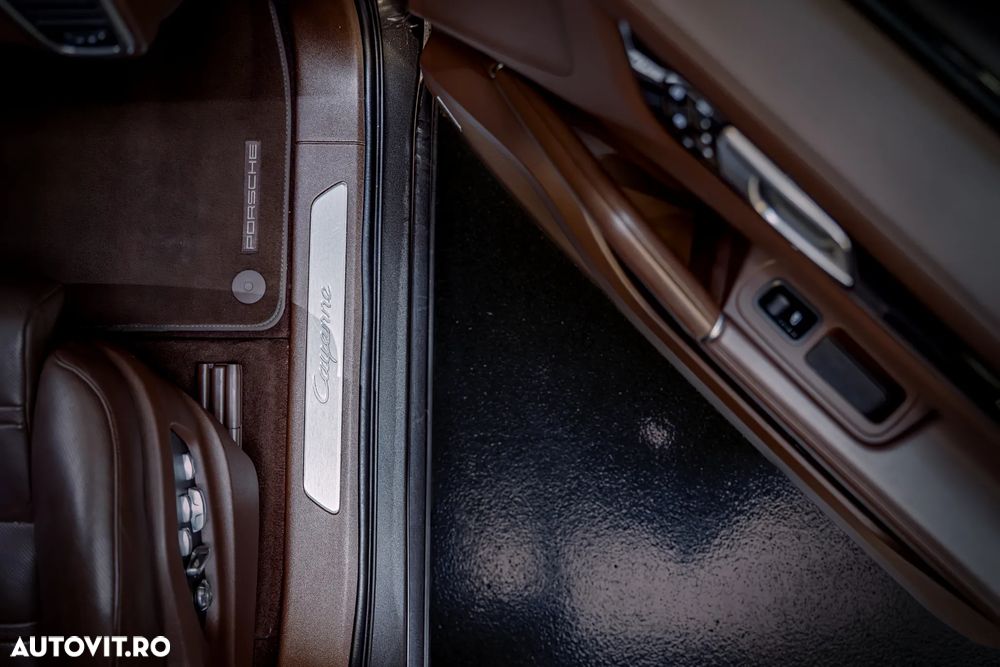 Porsche Cayenne Tiptronic S Platinum Edition - 21