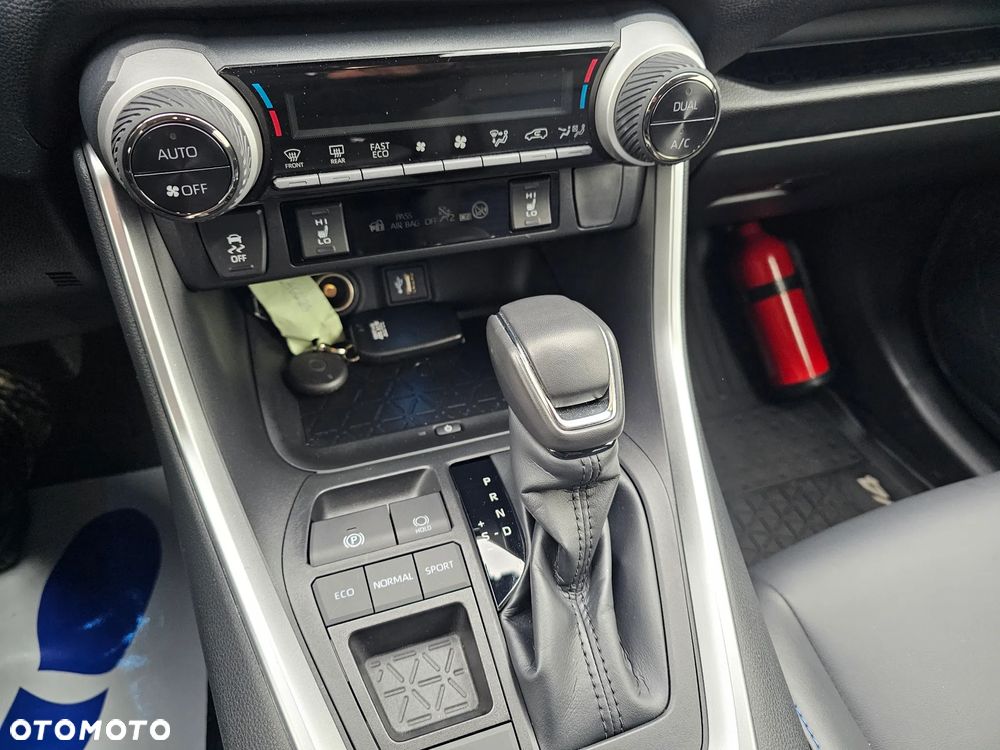 Toyota RAV4 2.5 Hybrid Selection 4x2 - 24