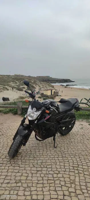 Yamaha XJ - 9