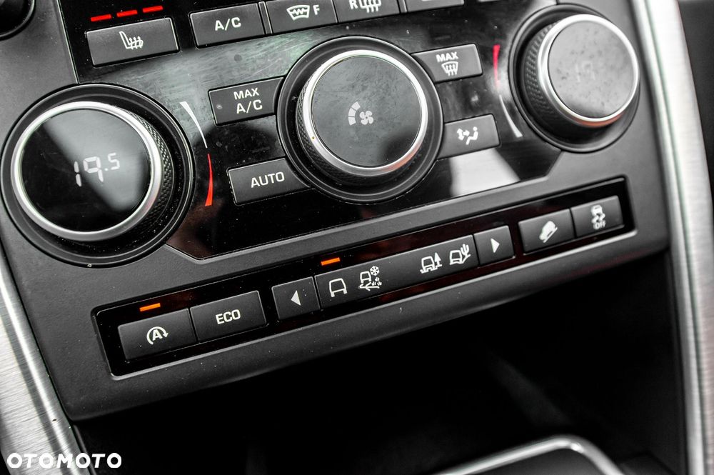 Land Rover Discovery Sport Si4 HSE Luxury - 32