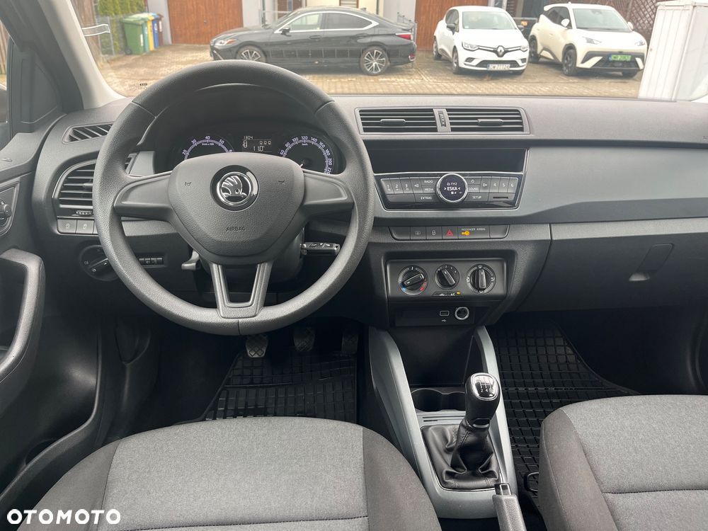 Skoda Fabia 1.0 MPI Active - 8