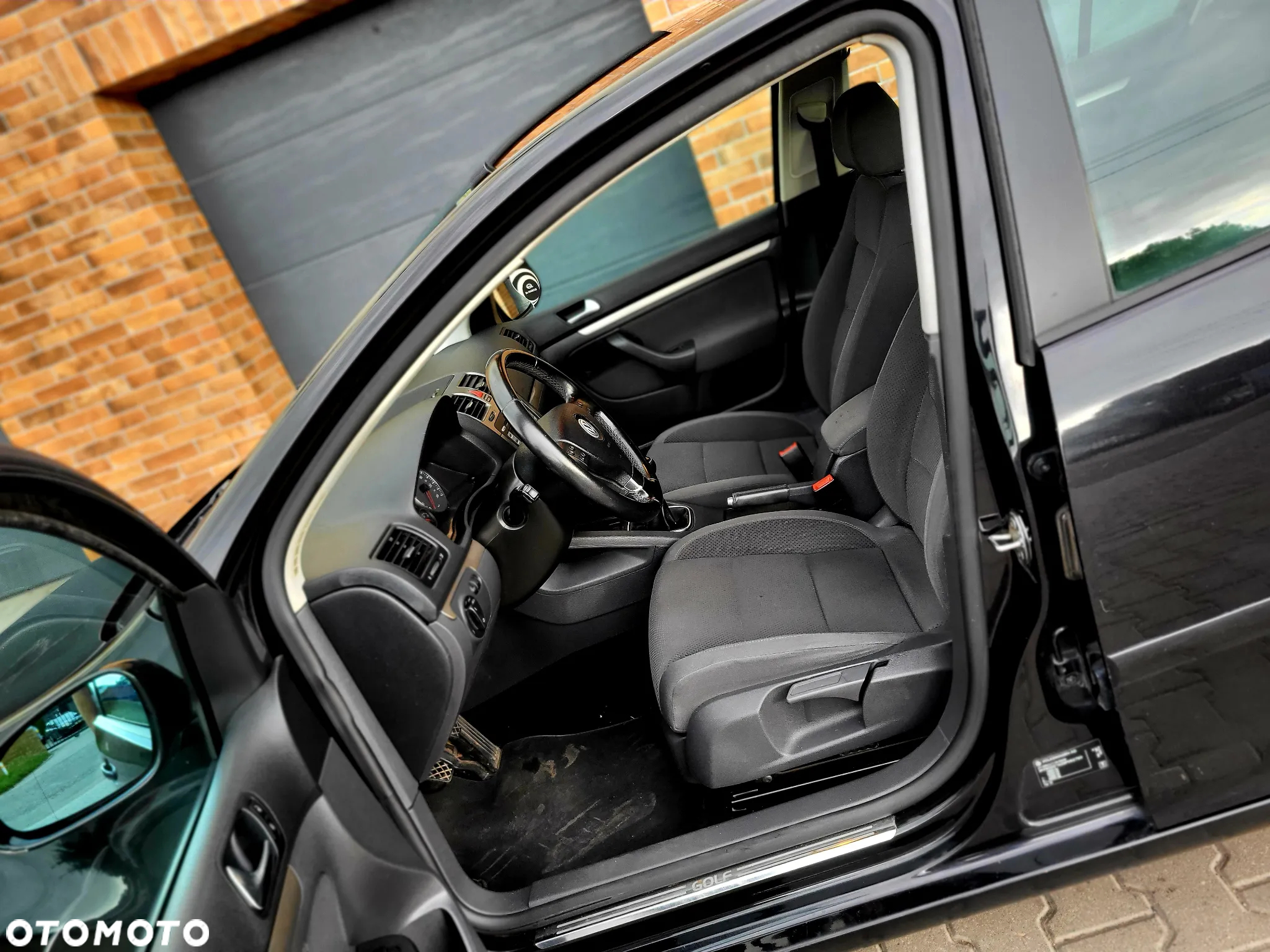 Volkswagen Golf - 19