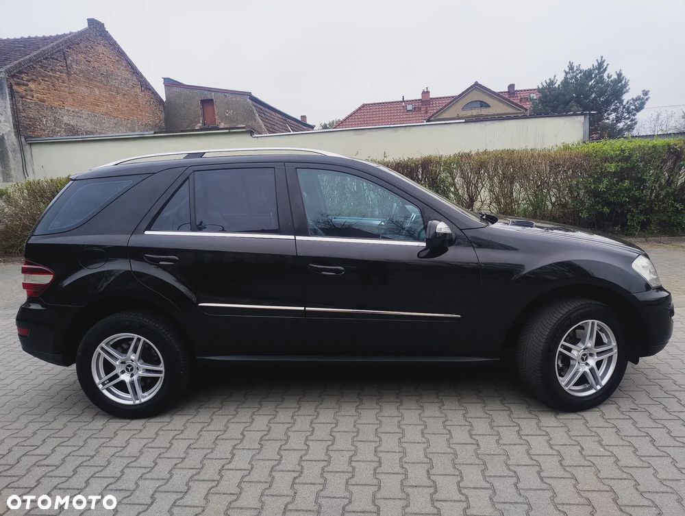 Mercedes-Benz ML 320 CDI 4Matic 7G-TRONIC - 2