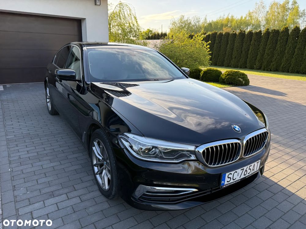 BMW Seria 5 530d xDrive Sport-Aut Luxury Line - 14