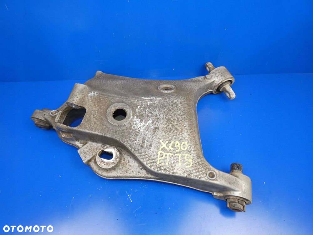 VOLVO XC90 II WAHACZ PRAWY TYŁ TYLNY - 1