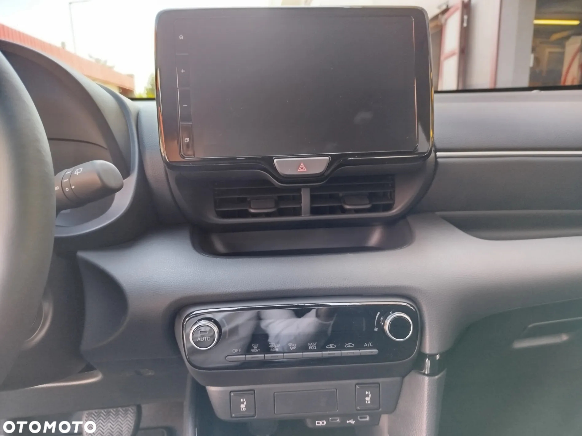 Toyota Yaris 1.5 Style CVT - 12