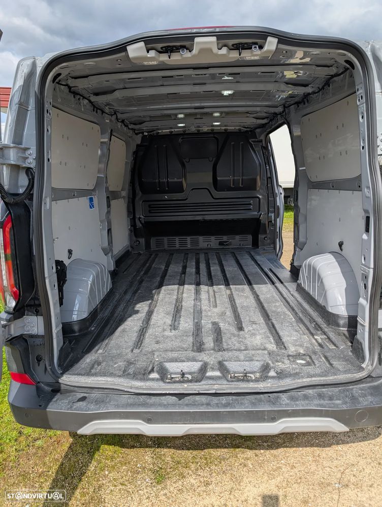 Ford NOVA TRANSIT CUSTOM N1 VAN FT320 L2 Van Trail 2.0 EcoBlue - 13