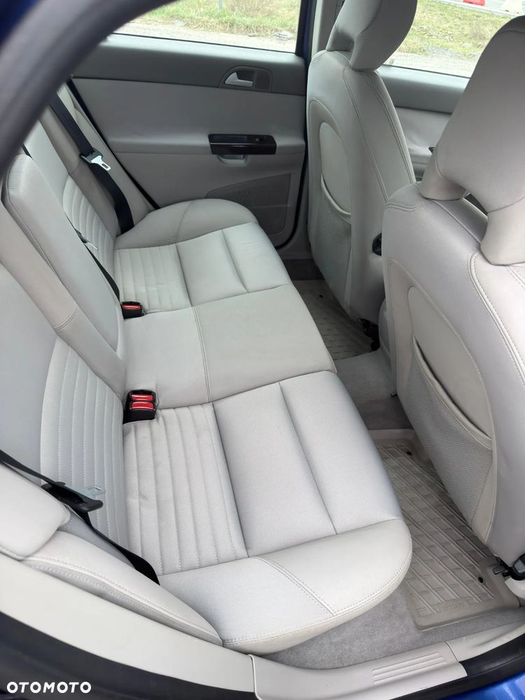 Volvo S40 2.4 Kinetic - 17