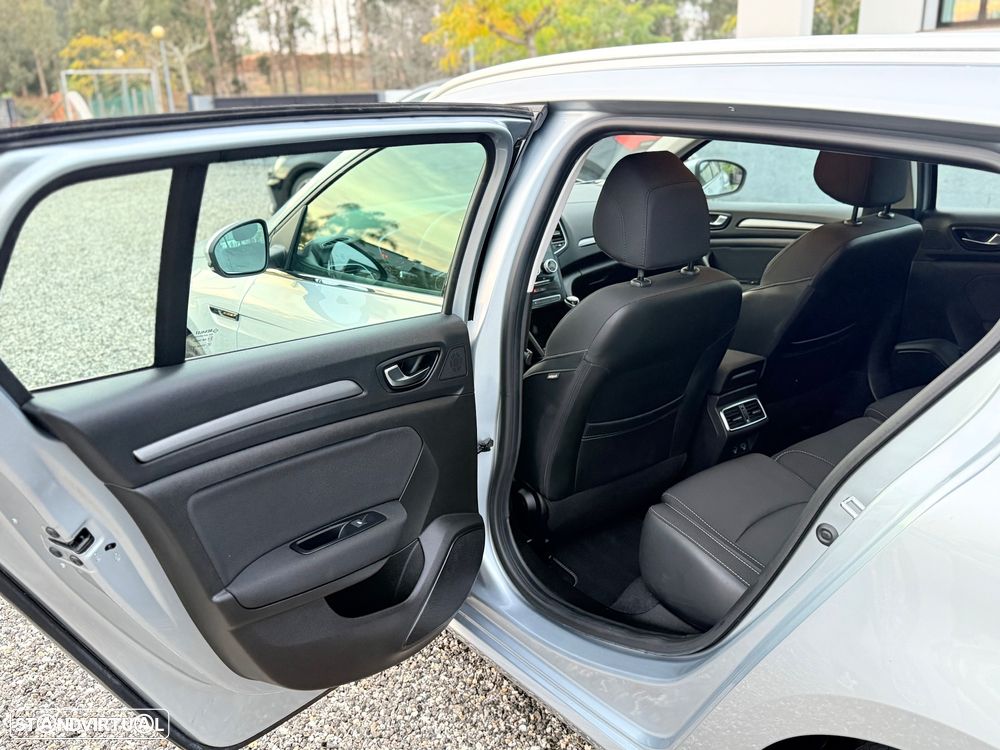 Renault Mégane Sport Tourer 1.5 Blue dCi Limited - 26