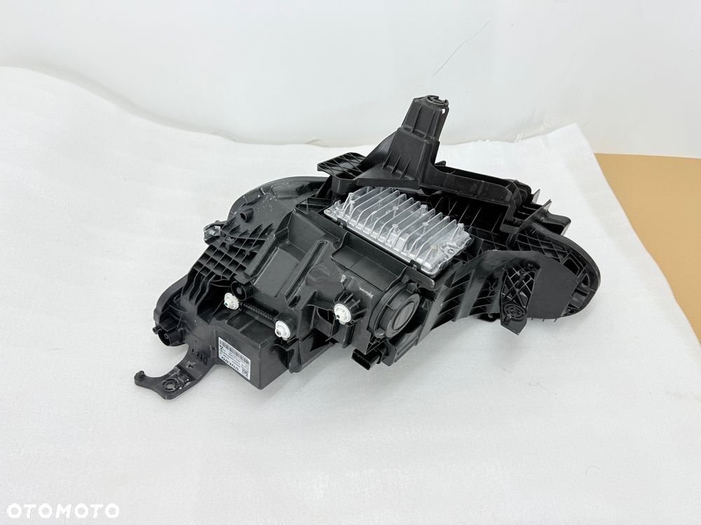 Lampa przednia prawa VOLVO EX30 EX-30 - 7