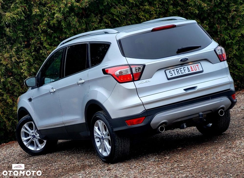 Ford Kuga - 2