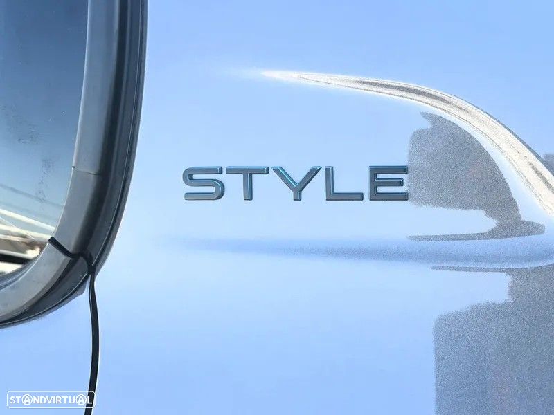 Peugeot 208 1.2 PureTech Allure EAT8 - 9