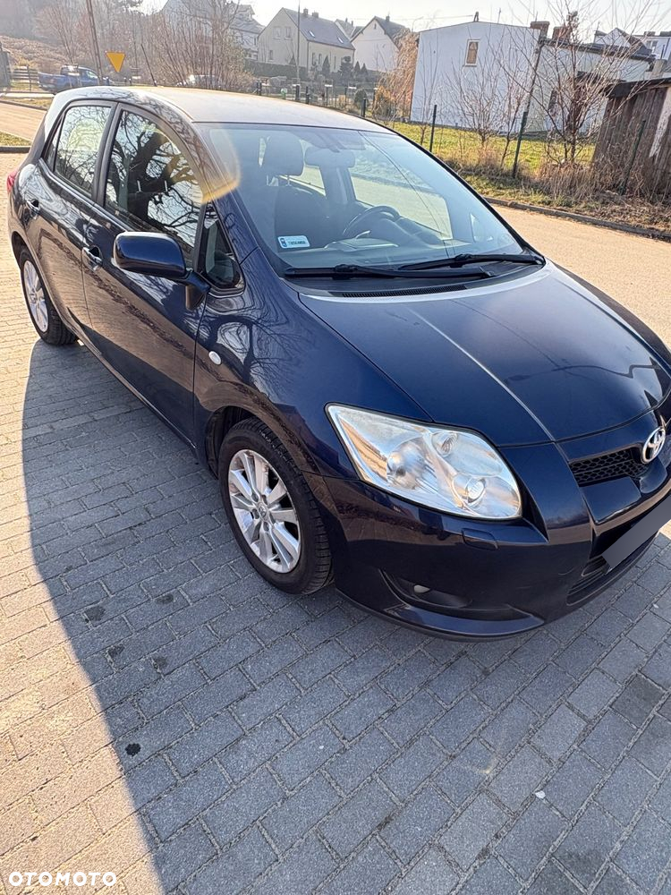 Toyota Auris 2.0 D-4D - 5