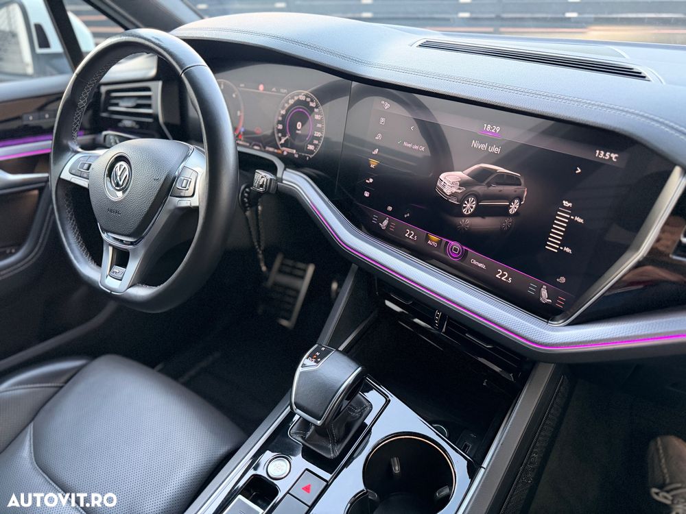 Volkswagen Touareg 3.0 V6 TDI 4Motion DPF Automatik R-Line - 18