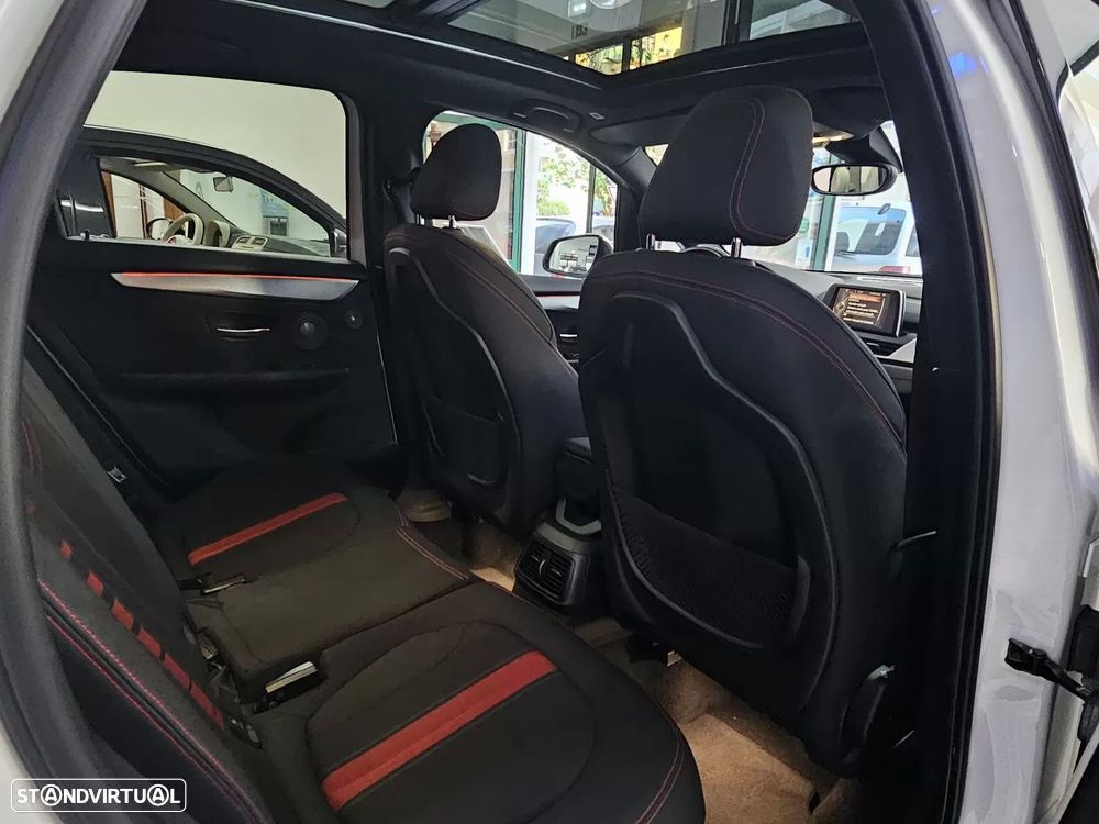 BMW 218 Active Tourer d Line Sport Auto - 30
