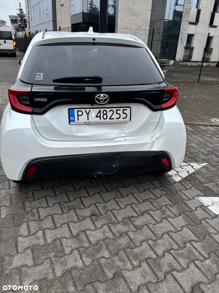Toyota Yaris 1.5 Comfort - 13