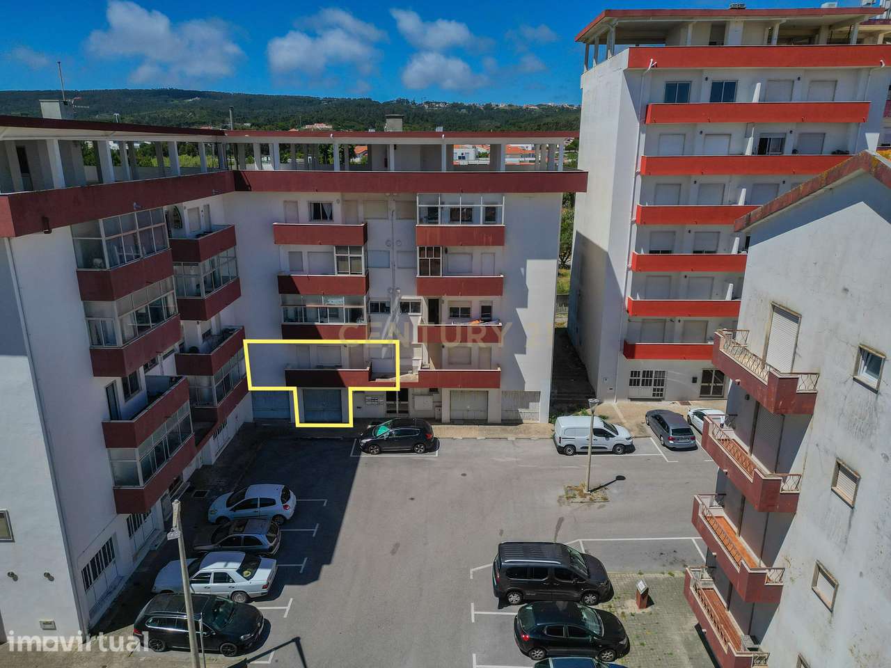 Apartamento T3 com Vista Mar, Garagem de Grande Potencial e Terraço Co - Grande imagem: 2/43
