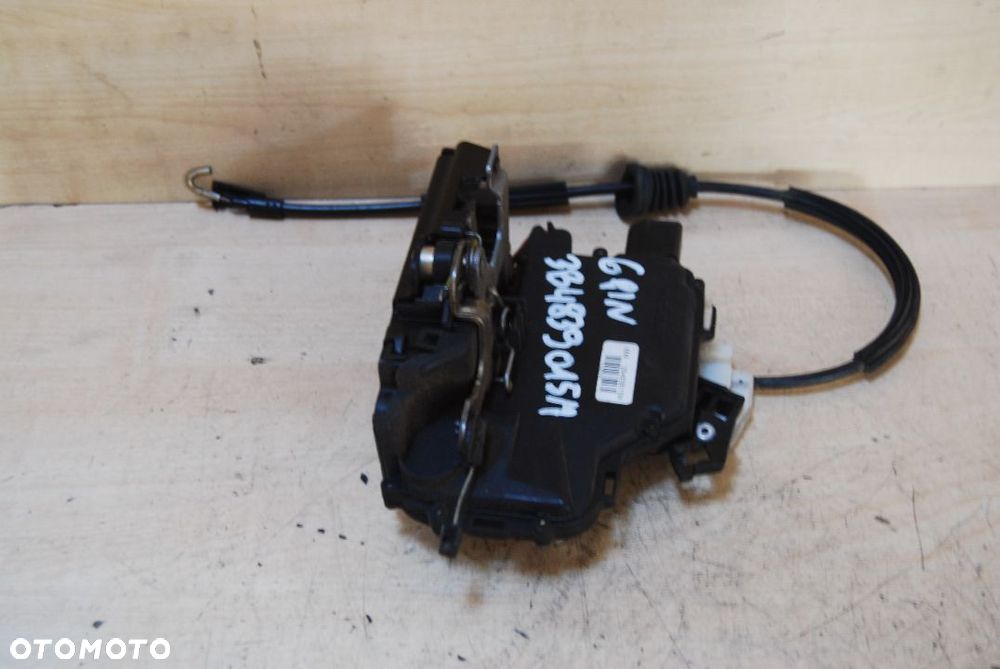 ZAMEK DRZWI LEWY TYŁ 6 PIN 3B4839015M LEON I OCTAVIA I VW PASSAT B5 GOLF IV BORA 3B4839015M VW POLO IV SKODA FABIA II - 4