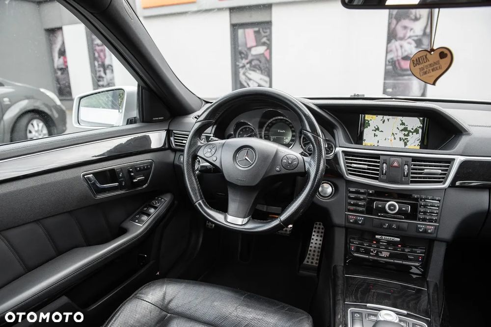 Mercedes-Benz Klasa E 350 CDI DPF BlueEFFICIENCY 7G-TRONIC Avantgarde - 28