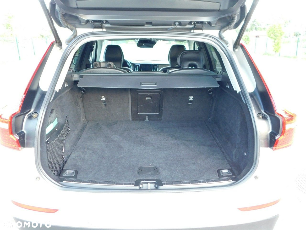 Volvo XC 60 D4 AWD Momentum Pro - 21