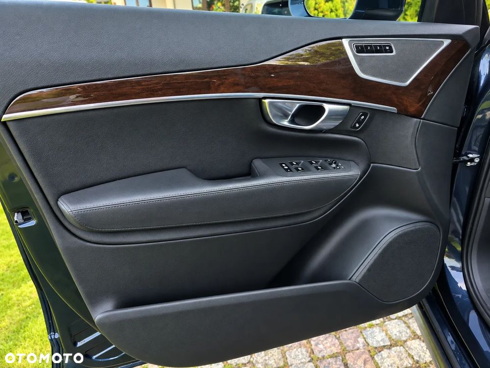 Volvo XC 90 T6 AWD Momentum - 13