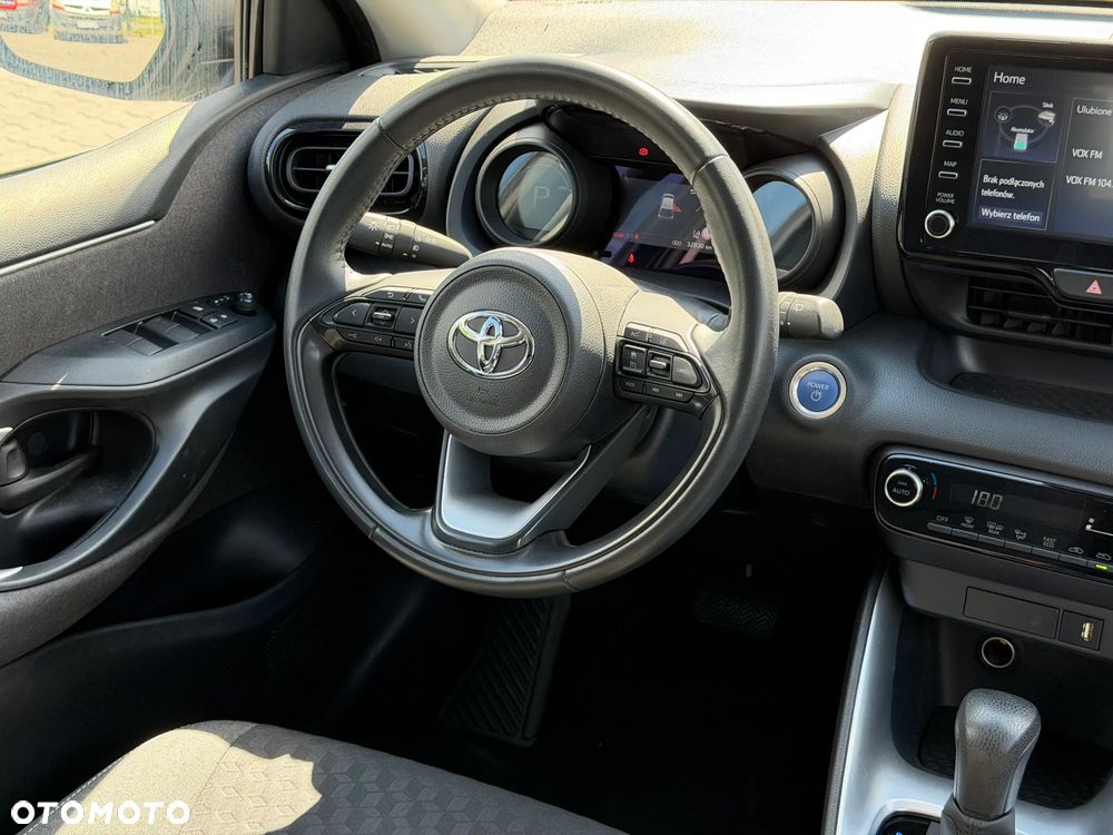 Toyota Yaris - 10