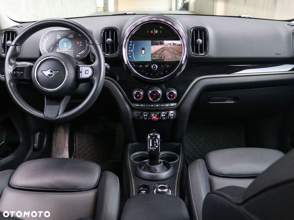 MINI Countryman Cooper Classic Trim - 3