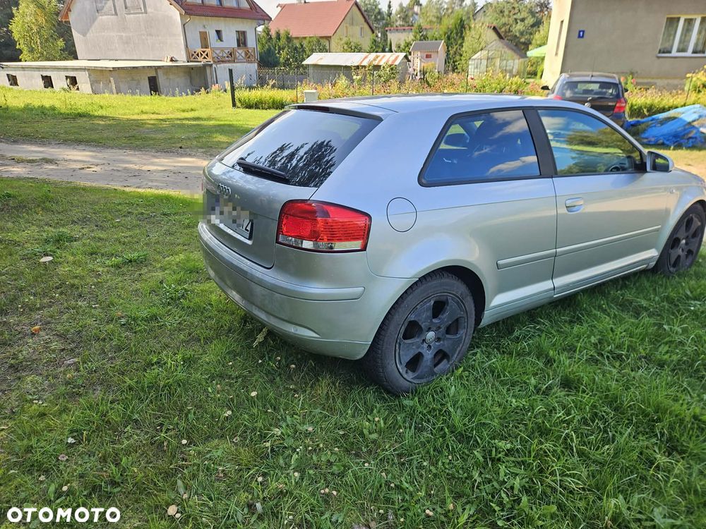 Audi A3 3-drzwiowe 2.0 TDI Ambiente DSG - 2