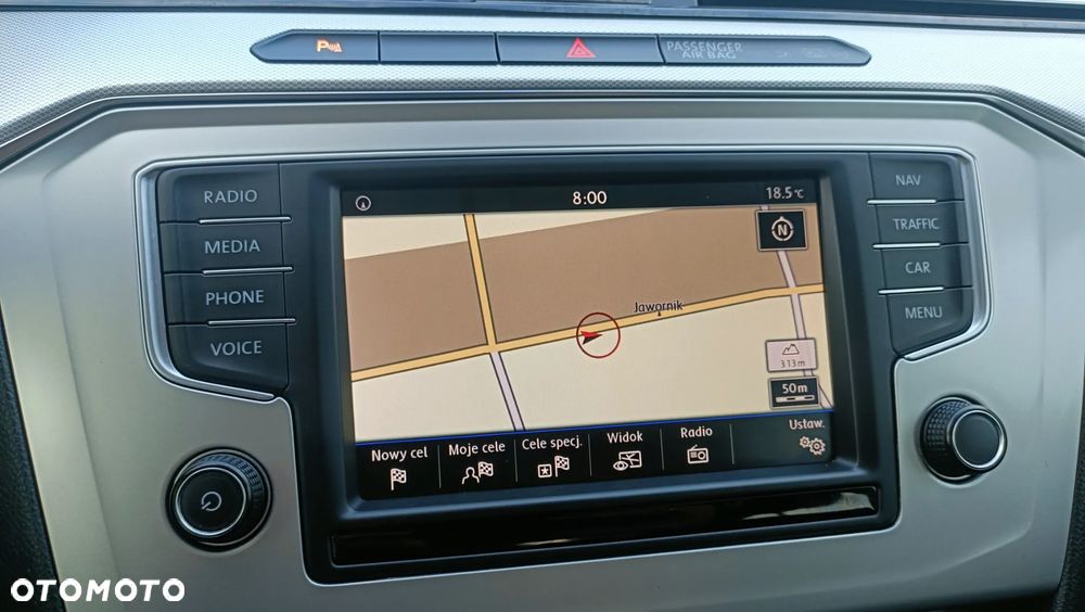 Volkswagen Passat - 19