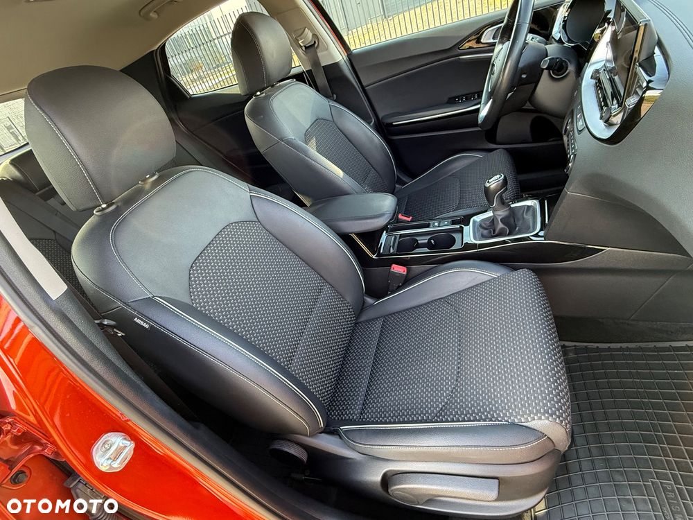 Kia XCeed 1.6 T-GDI L Business Line - 23