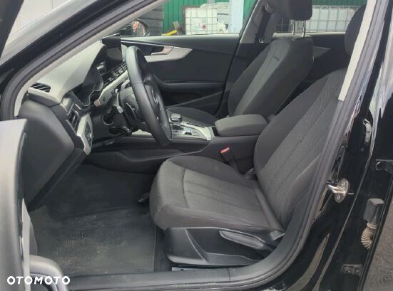Audi A4 Limousine - 6