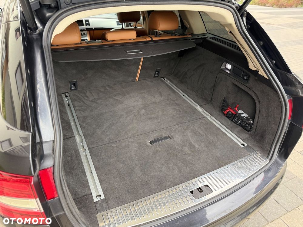Jaguar XF - 21