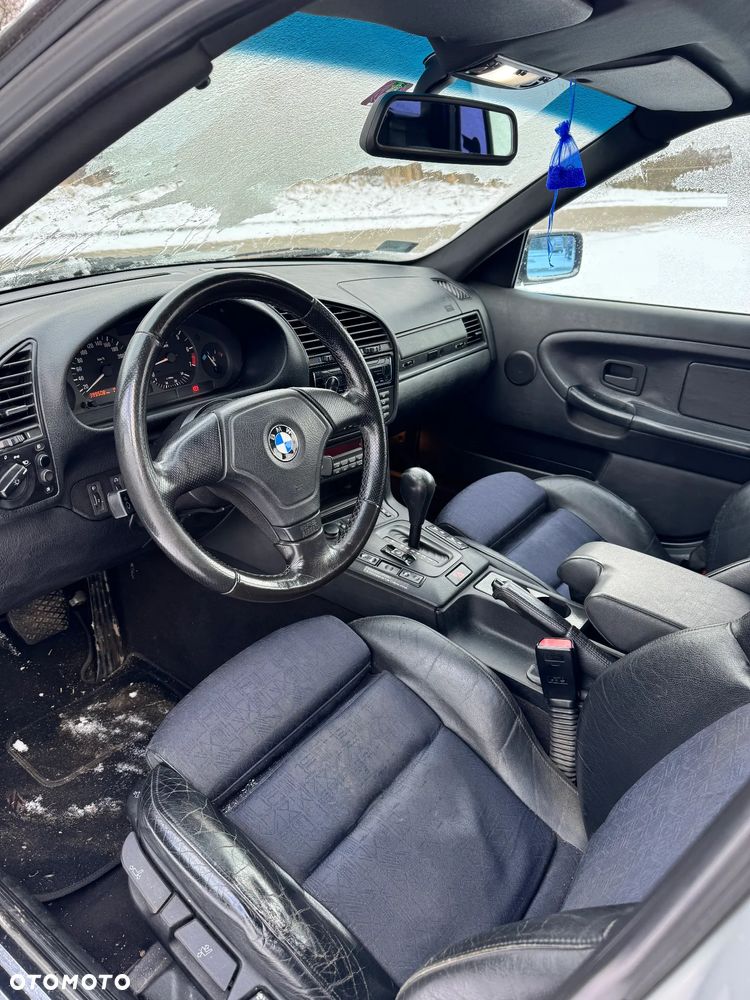 BMW Seria 3 - 12