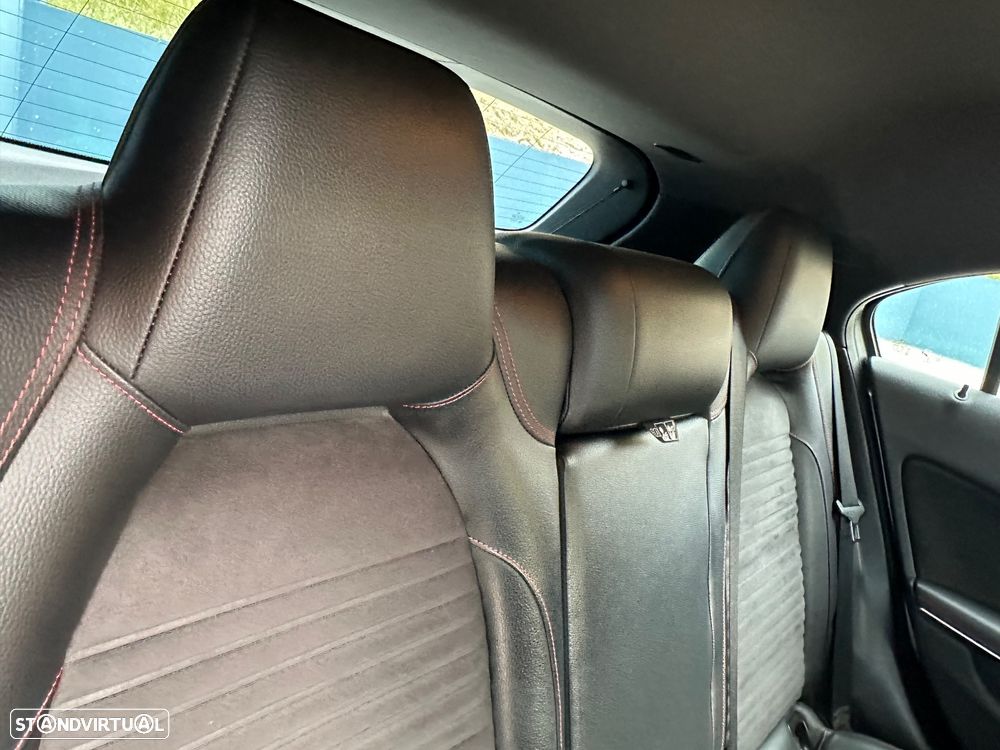 Mercedes-Benz A 200 CDI BE AMG Line - 31