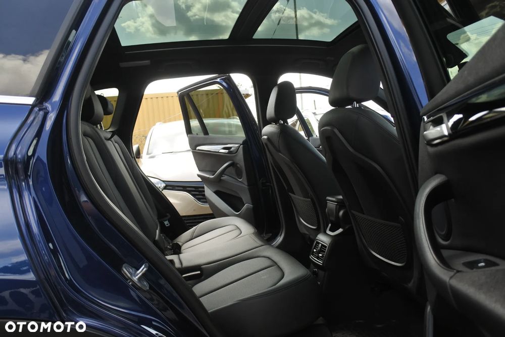 BMW X1 xDrive25i xLine sport - 8