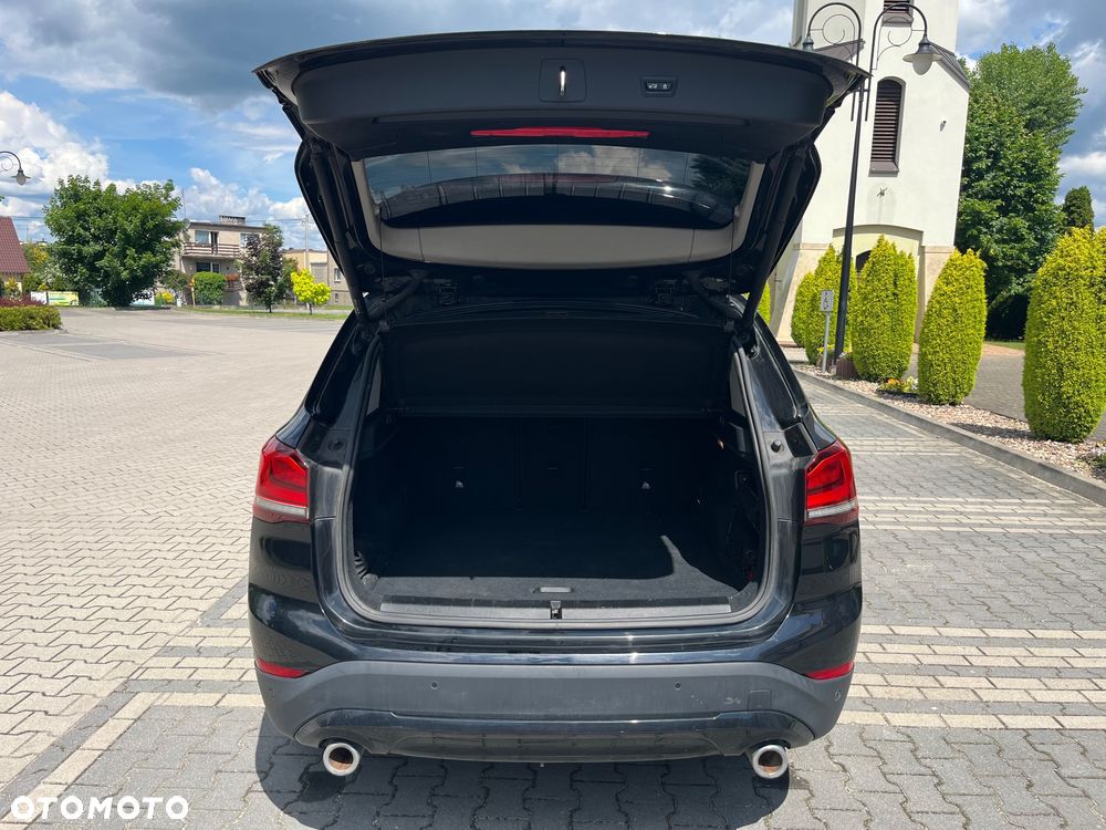 BMW X1 xDrive18d Business Edition - 21