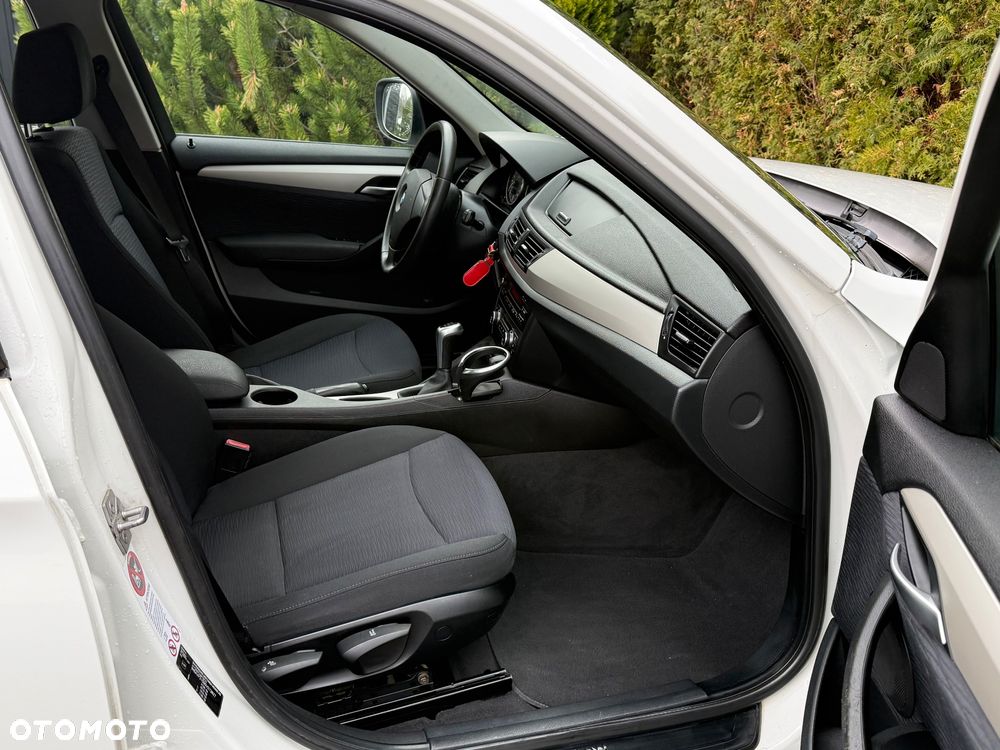 BMW X1 xDrive20d - 10