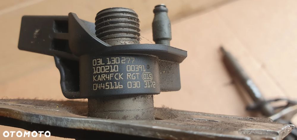Wtrysk wtryskiwacz wtryskiwacze wtryski paliwa VW Passat B6 2.0 TDI 03L130277 - 10